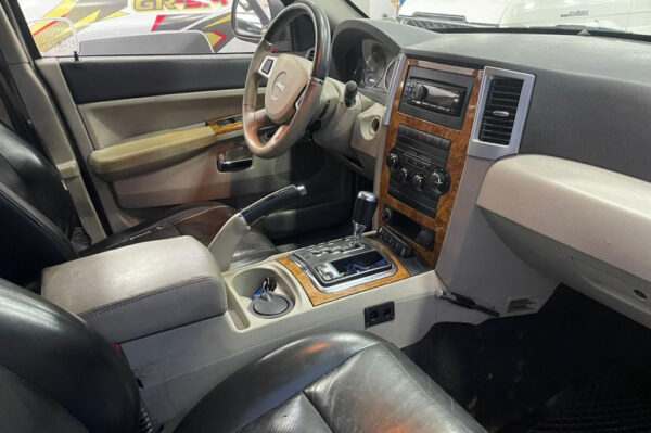 Grand Cherokee - 184824KM - Imagen 6