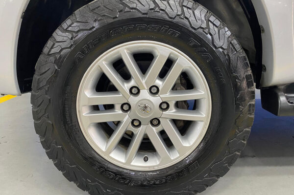 Fortuner - 116568KM - Imagen 7