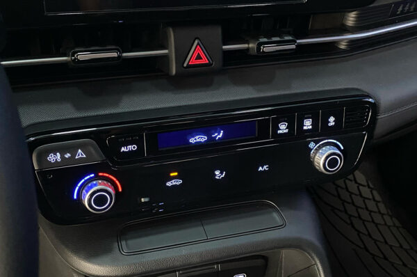 Accent - 1410KM - Imagen 10