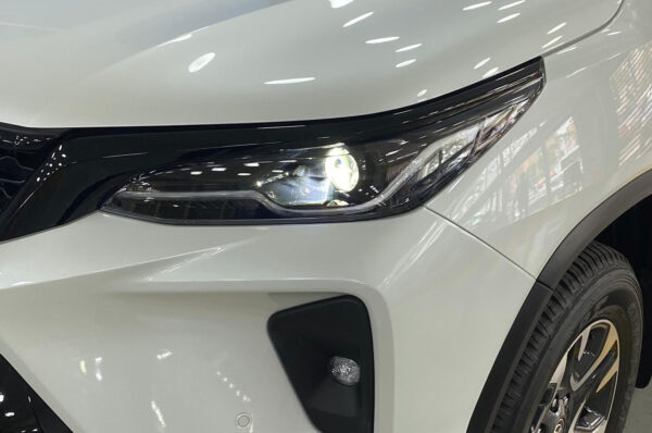 Fortuner - 151KM - Imagen 20