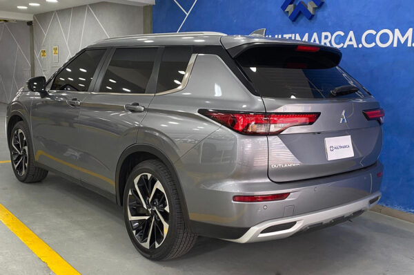 Outlander - 12926KM - Imagen 3