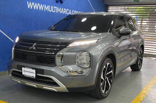 Outlander - 12926KM
