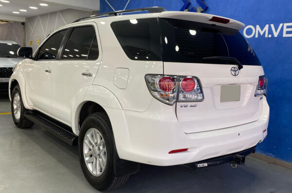 Fortuner - 61119KM - Imagen 3