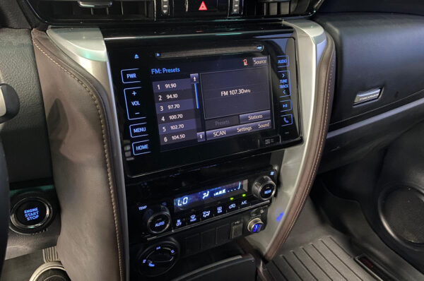 Fortuner - 97963KM - Imagen 8