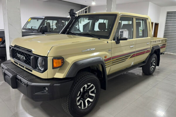 Land Cruiser - 0KM