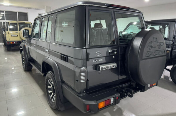 Land Cruiser - 0KM - Imagen 2