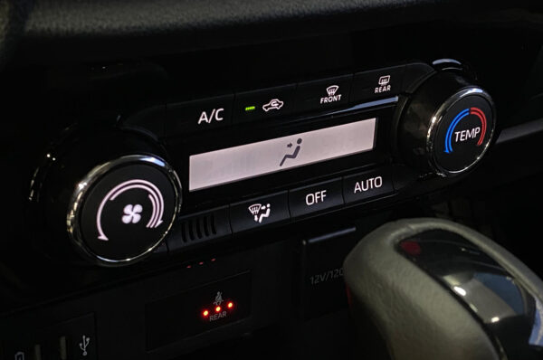 Yaris - 10544KM - Imagen 9
