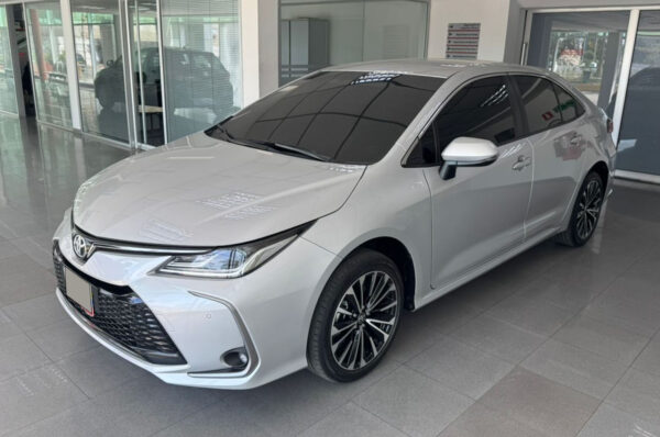 Corolla - 5600KM