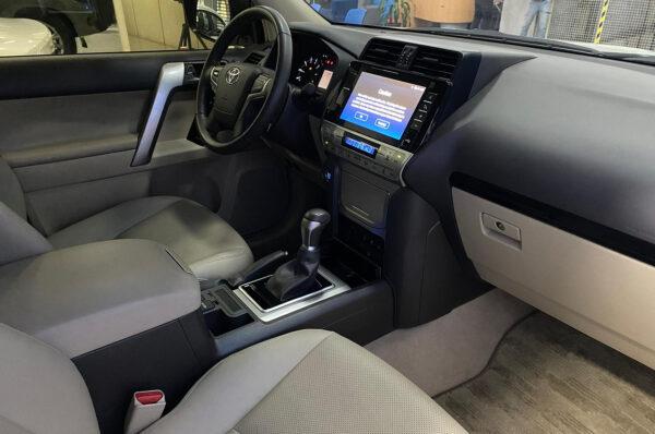 Land Cruiser - 1533KM - Imagen 5