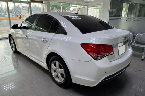Cruze - 84000KM - Imagen 3
