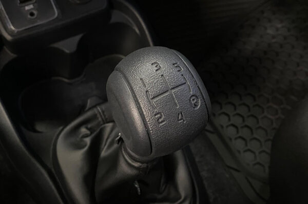 MOBI - 1159KM - Imagen 10