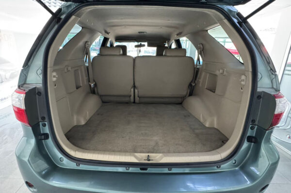 Fortuner - 158000KM - Imagen 7
