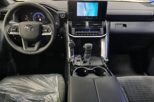 Land Cruiser - 247KM - Imagen 4