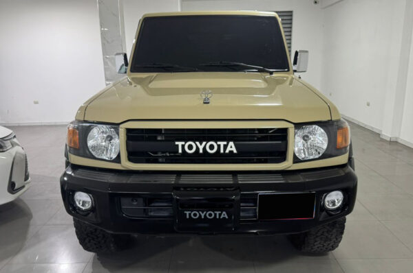 Land Cruiser - 12000KM - Imagen 2