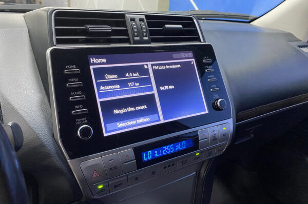 Land Cruiser - 65609KM - Imagen 8