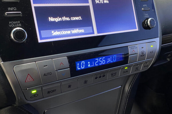 Land Cruiser - 65609KM - Imagen 9