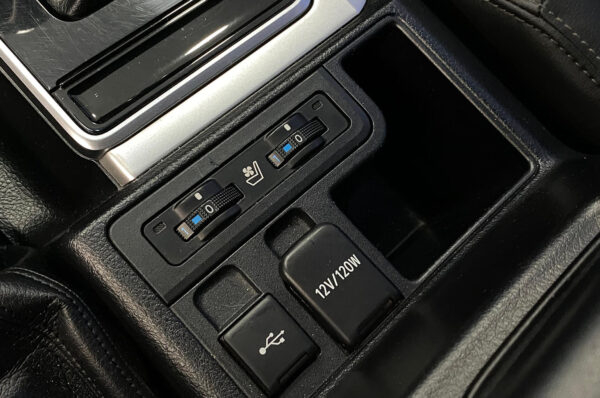 Land Cruiser - 65609KM - Imagen 12