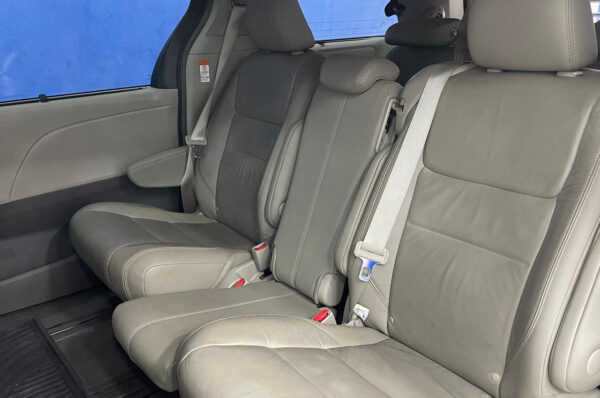 Sienna - 20070KM - Imagen 11